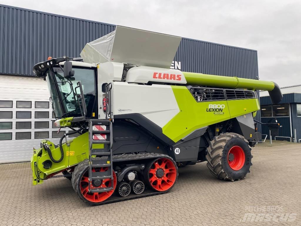 CLAAS Lexion 8800 TT Зернозбиральні комбайни