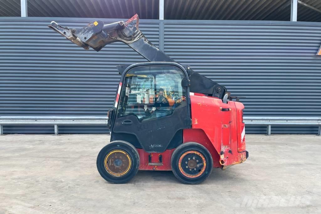 JCB R260 Міні-навантажувачі