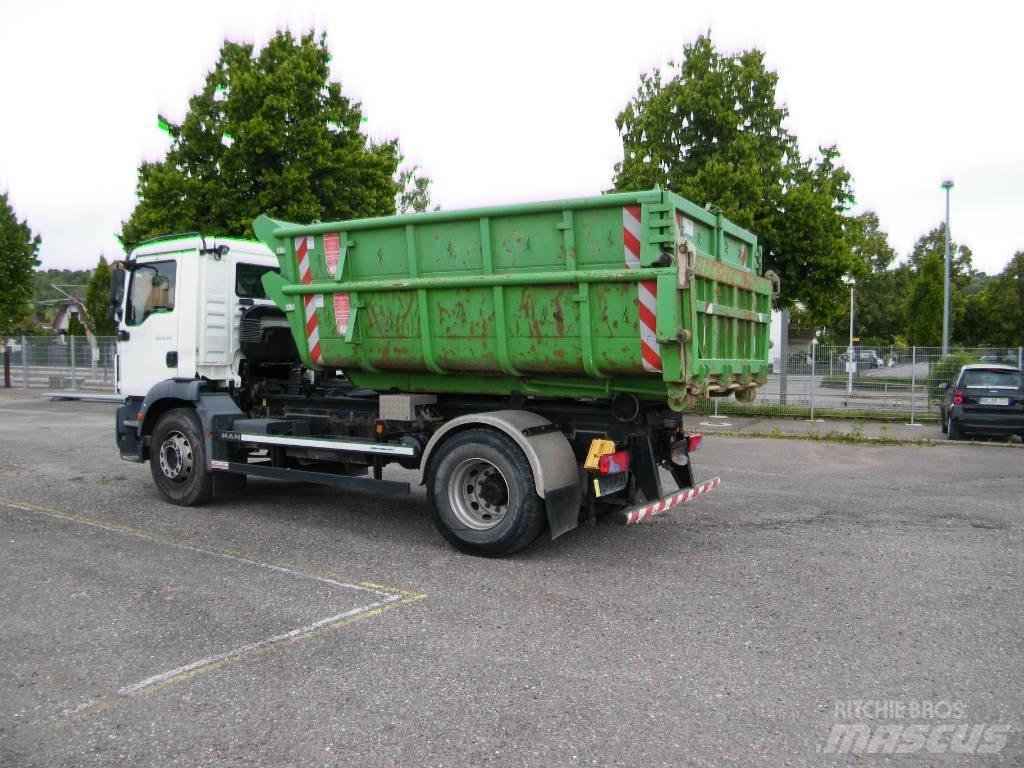 MAN TGM 18.320 Вантажівки з гаковим підйомом