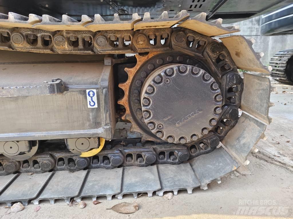 Volvo EC 380 D L Гусеничні екскаватори