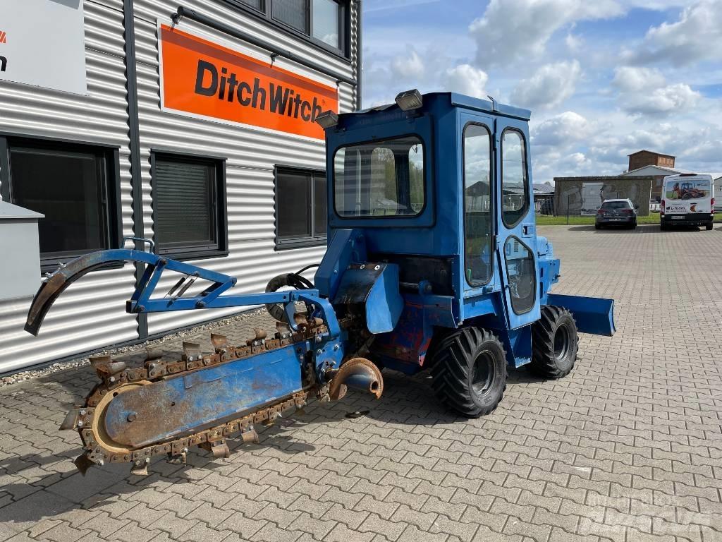 Ditch Witch 3700 DD Канавокопачі