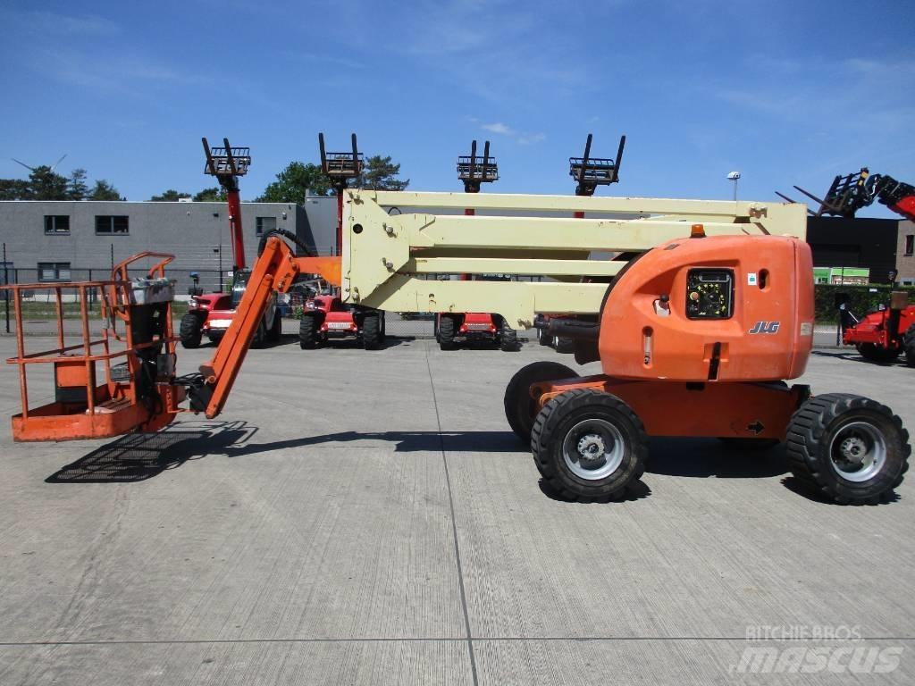 JLG 450AJ (901) Компактні самохідні стрілові підйомники