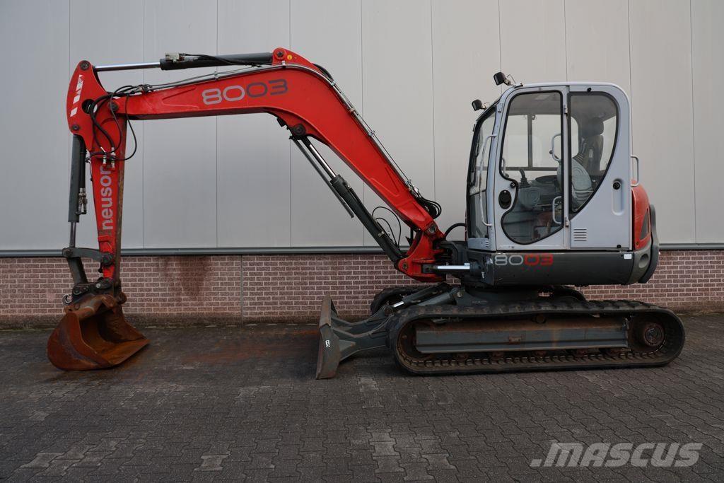 Neuson 8003 RD Гусеничні екскаватори