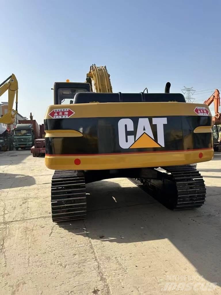 CAT 325 B L Гусеничні екскаватори