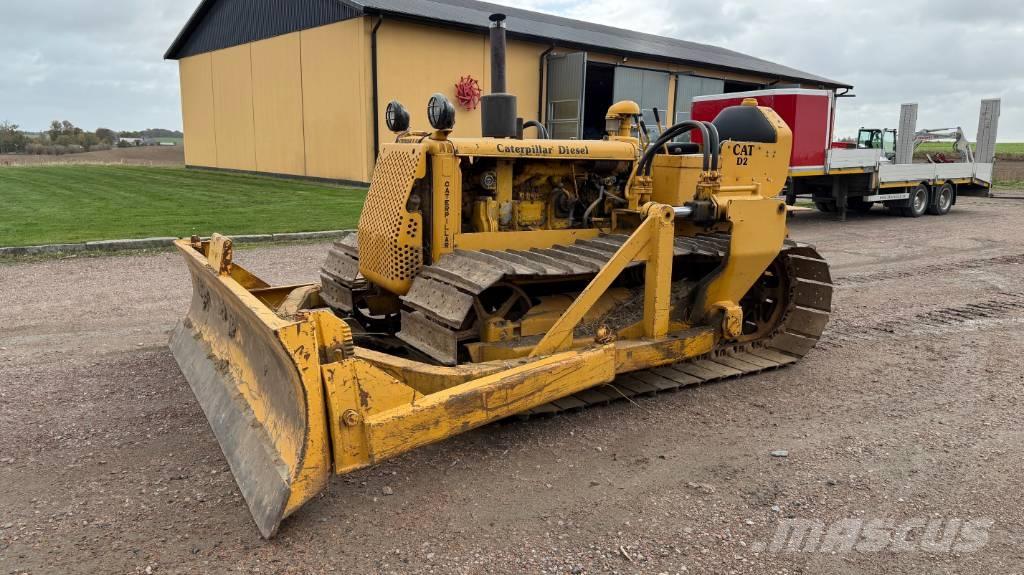 CAT D 2 Гусеничні бульдозери