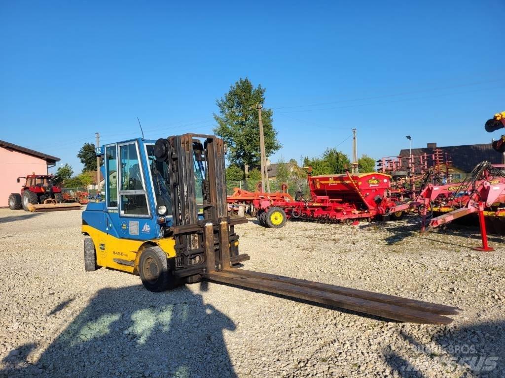 Dantruck 8450 Дизельні навантажувачі