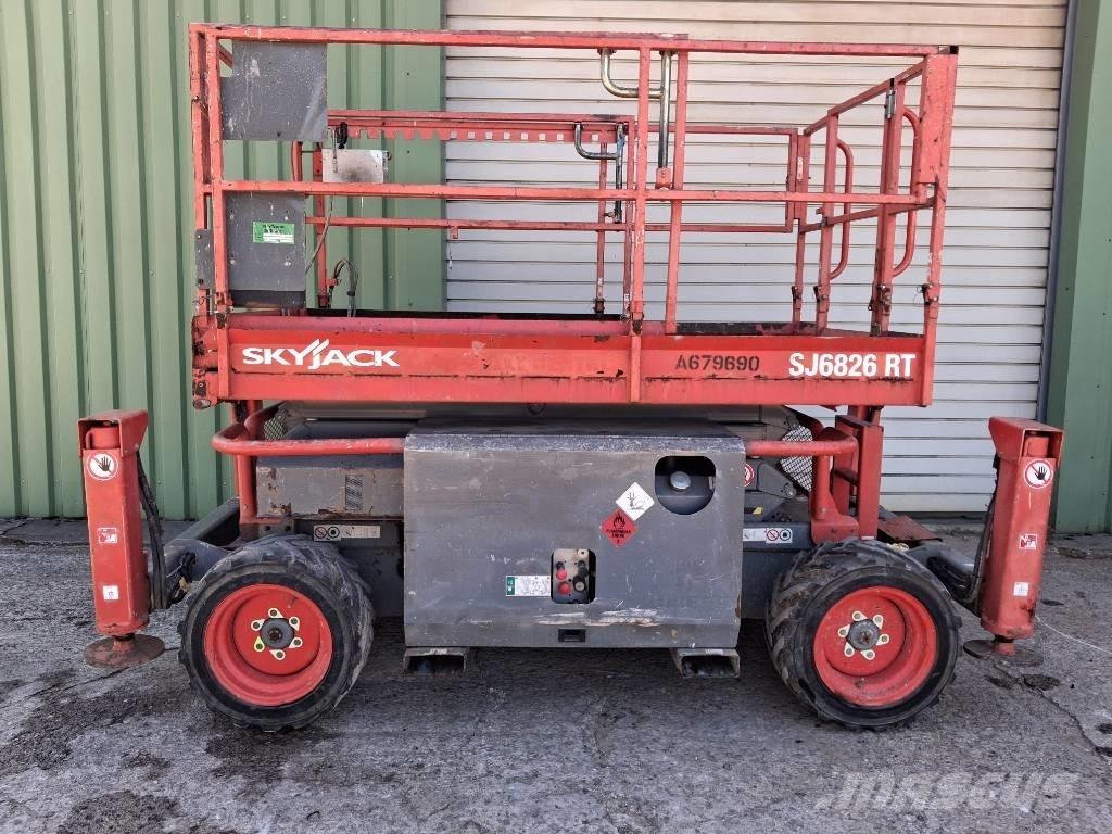 SkyJack SJ 6826 RT Підйомники-ножиці