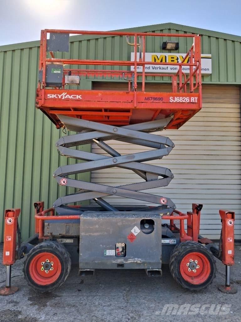 SkyJack SJ 6826 RT Підйомники-ножиці