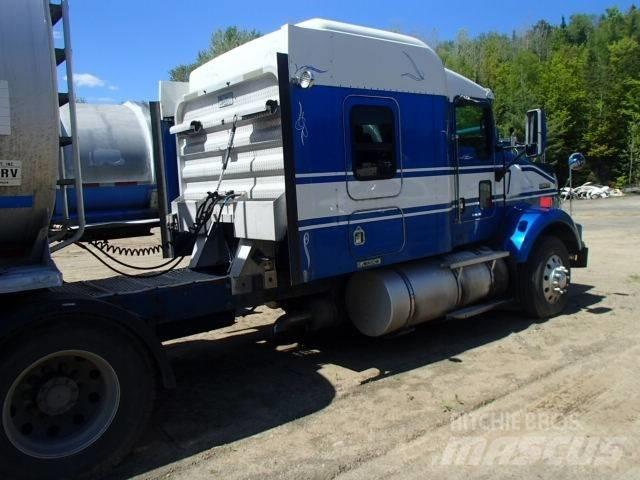 Kenworth T 800 Тягачі