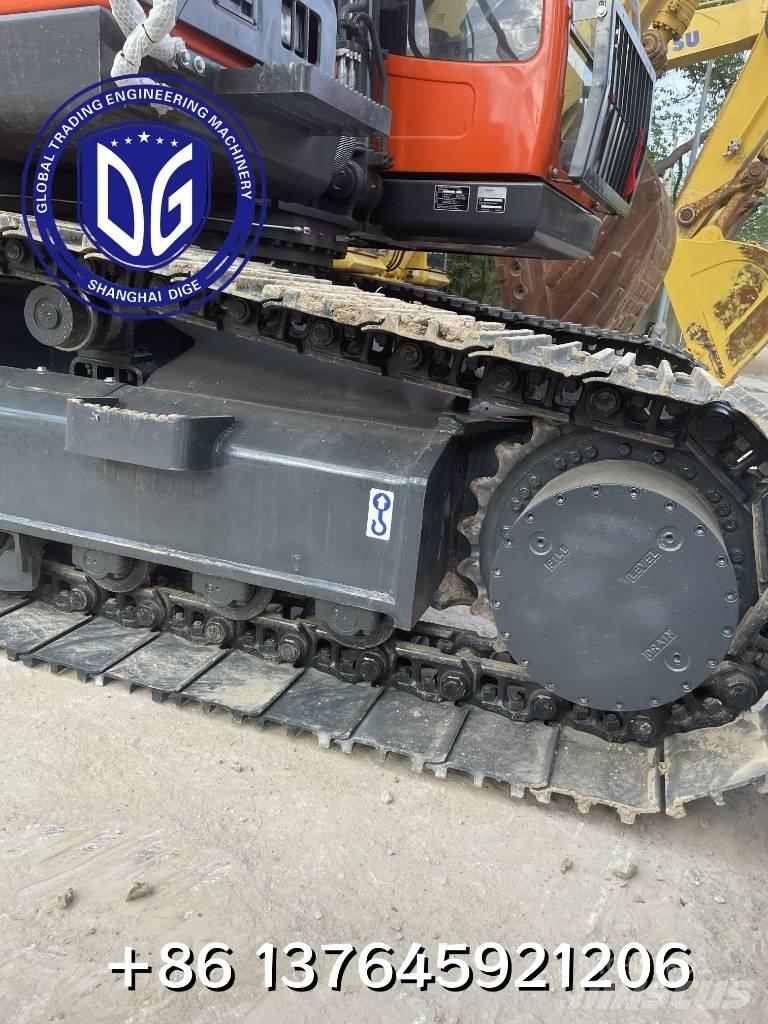 Doosan DX 225 LCA Гусеничні екскаватори
