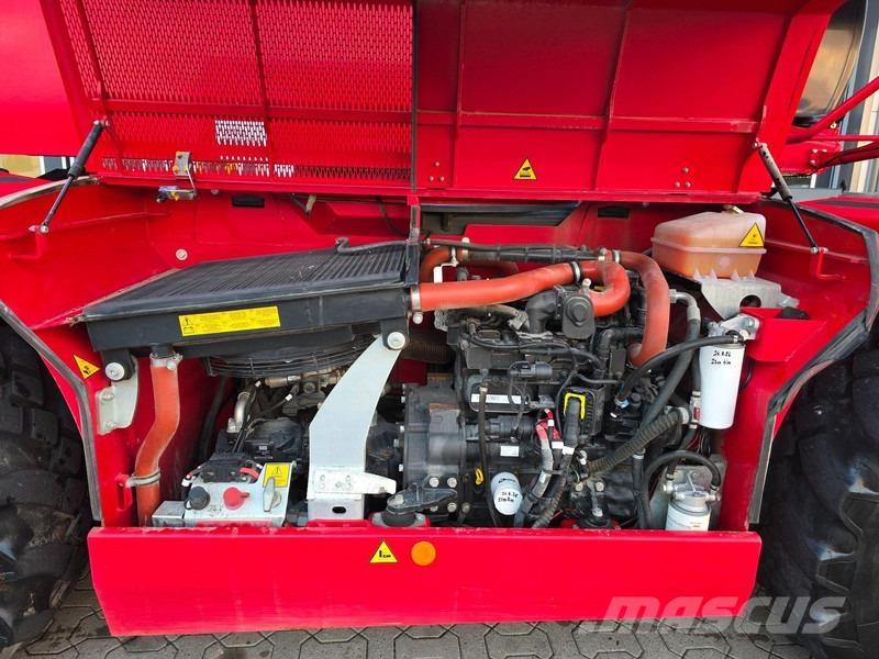 Magni RTH 6.25 Телескопічні фронтальні навантажувачі