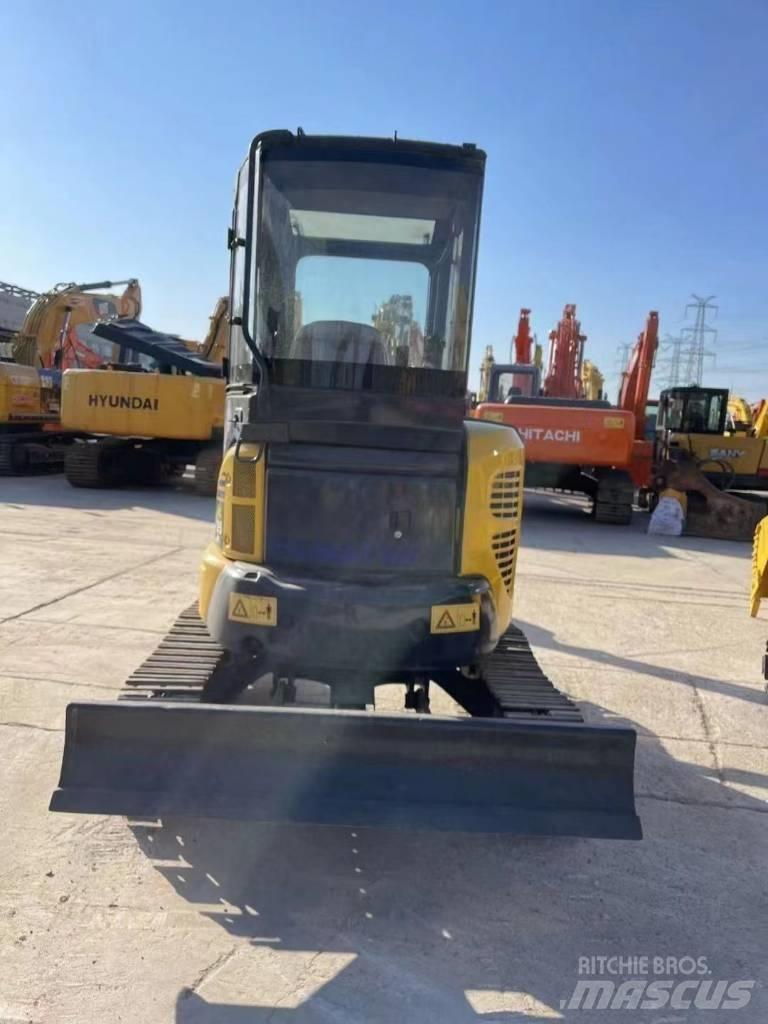 Komatsu PC 35 Міні-екскаватори < 7т
