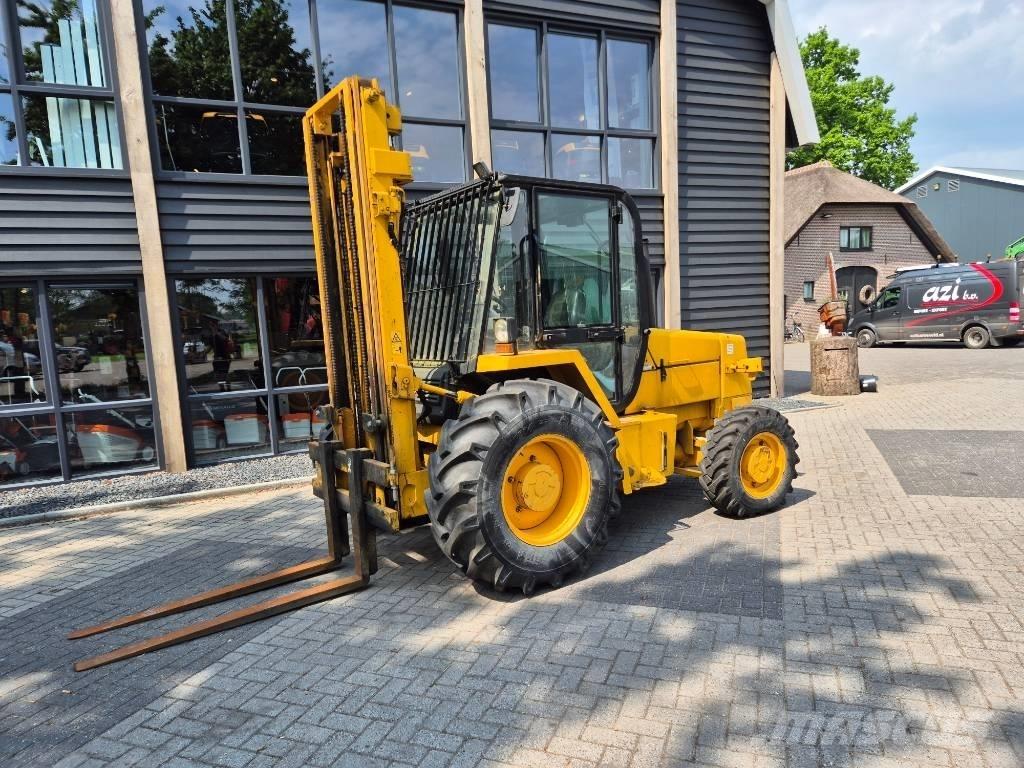 JCB 926 Навантажувачі підвищеної прохідності