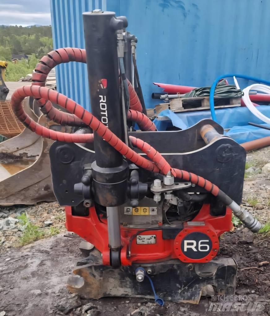 Komatsu PC 210 LC Гусеничні екскаватори