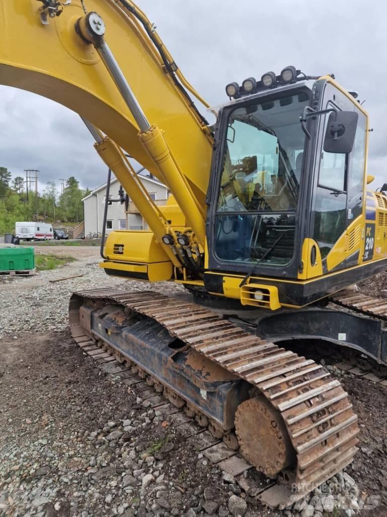 Komatsu PC 210 LC Гусеничні екскаватори