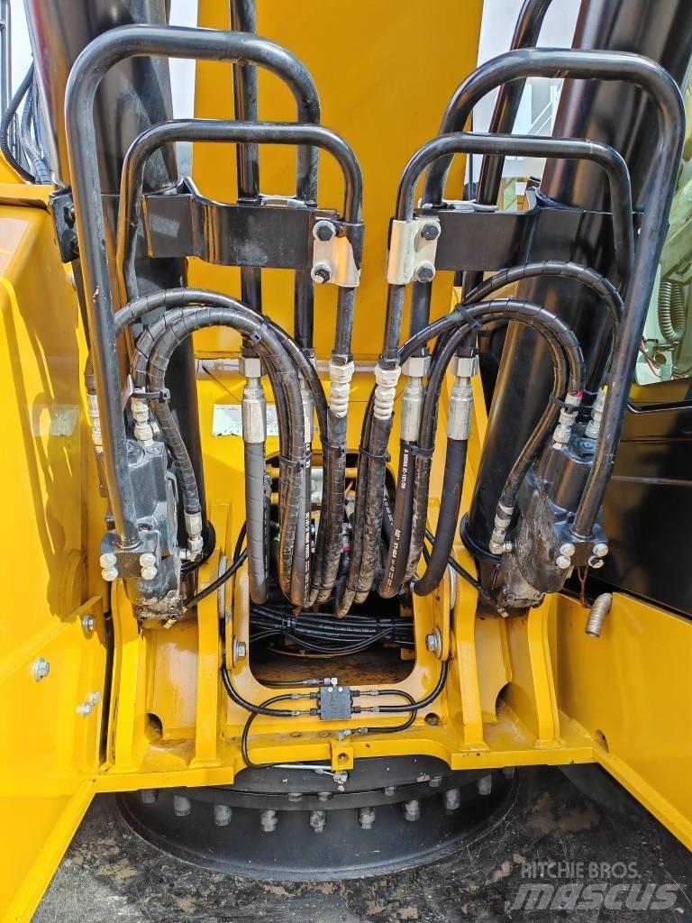 CAT 325 F L Гусеничні екскаватори