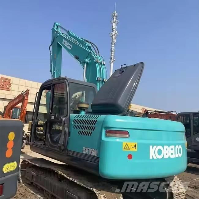 Kobelco Sk130 Гусеничні екскаватори