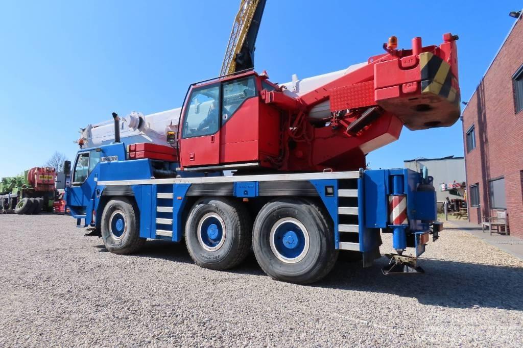 Liebherr LTM 1055-1 автокрани