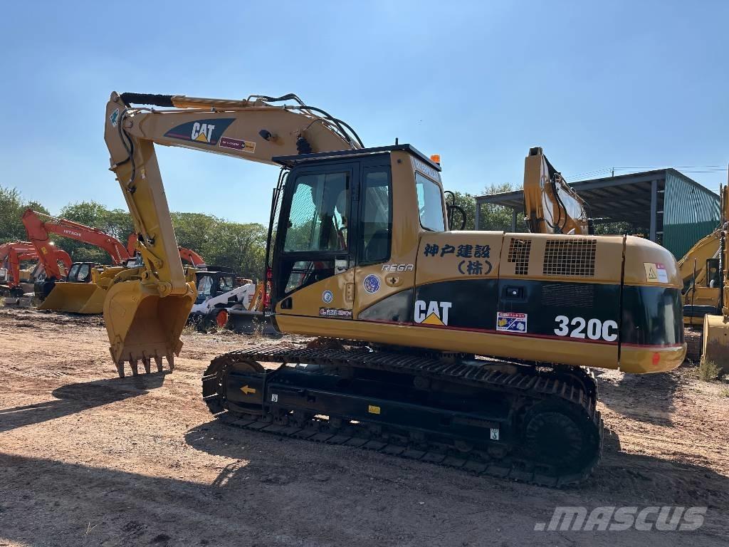 CAT 320CL Гусеничні екскаватори