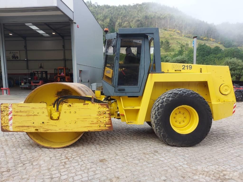 Bomag BW 219 D-2 Грунтові котки