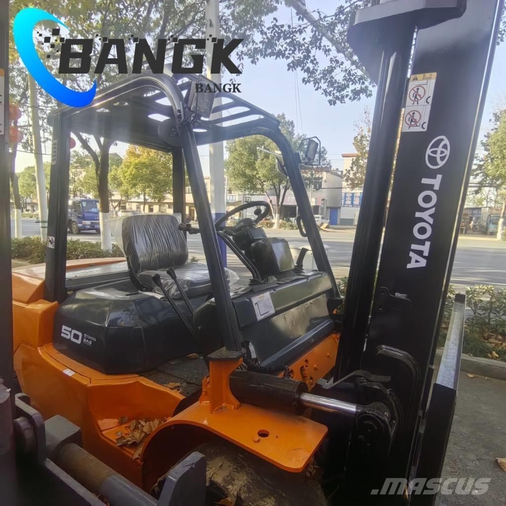 Toyota 7 F50 Дизельні навантажувачі