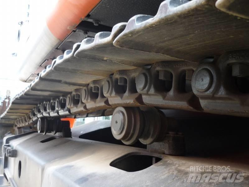 Hitachi EX 300-5 Гусеничні екскаватори