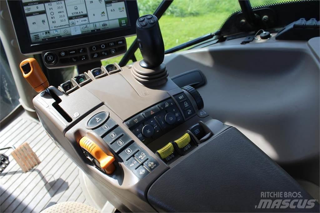 John Deere 6215R Трактори