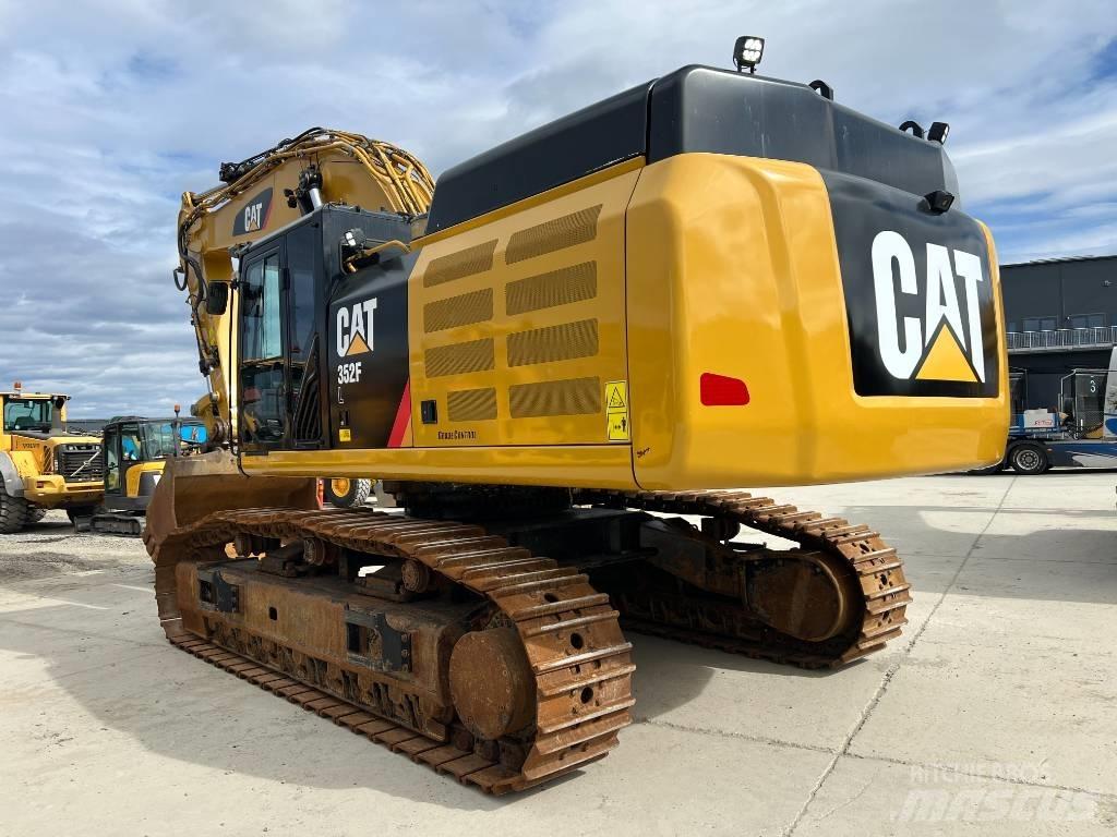 CAT 352F Гусеничні екскаватори