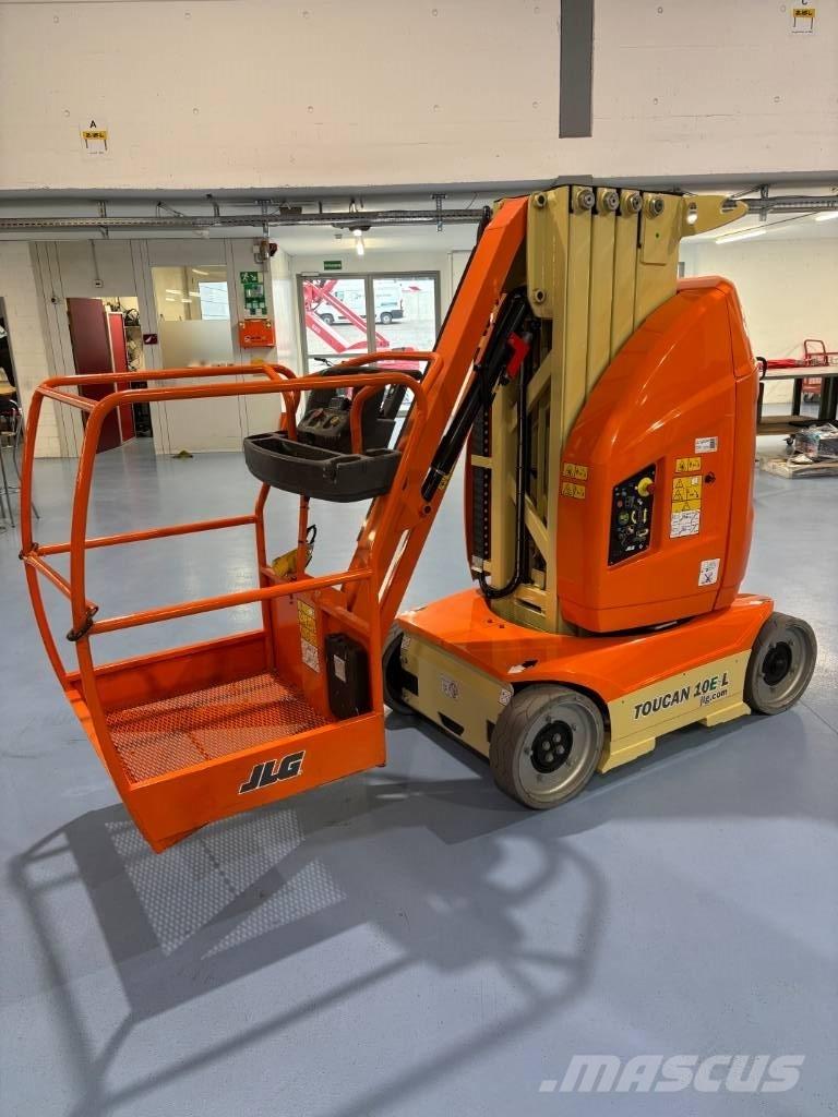 JLG Toucan 10 EL Вертикальні щоглові підйомники