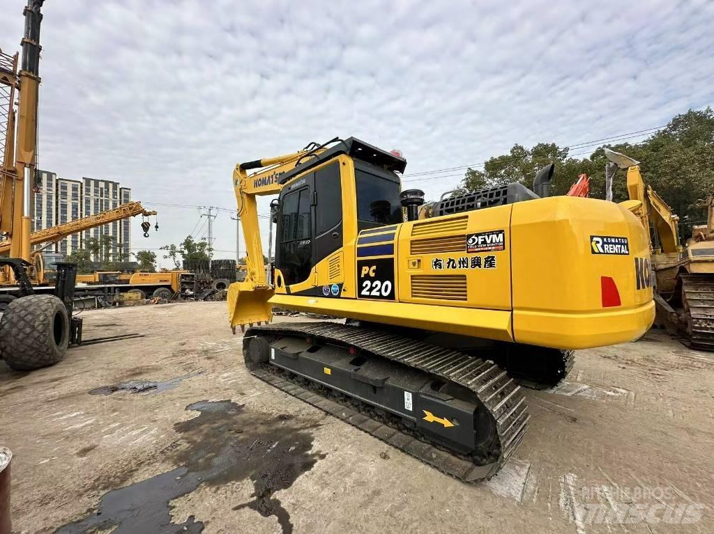 Komatsu pc220 Гусеничні екскаватори