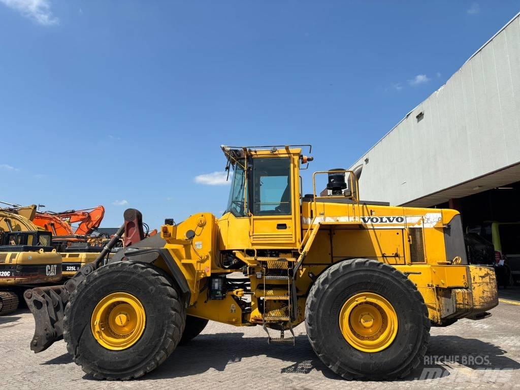 Volvo L 180 C Фронтальні навантажувачі