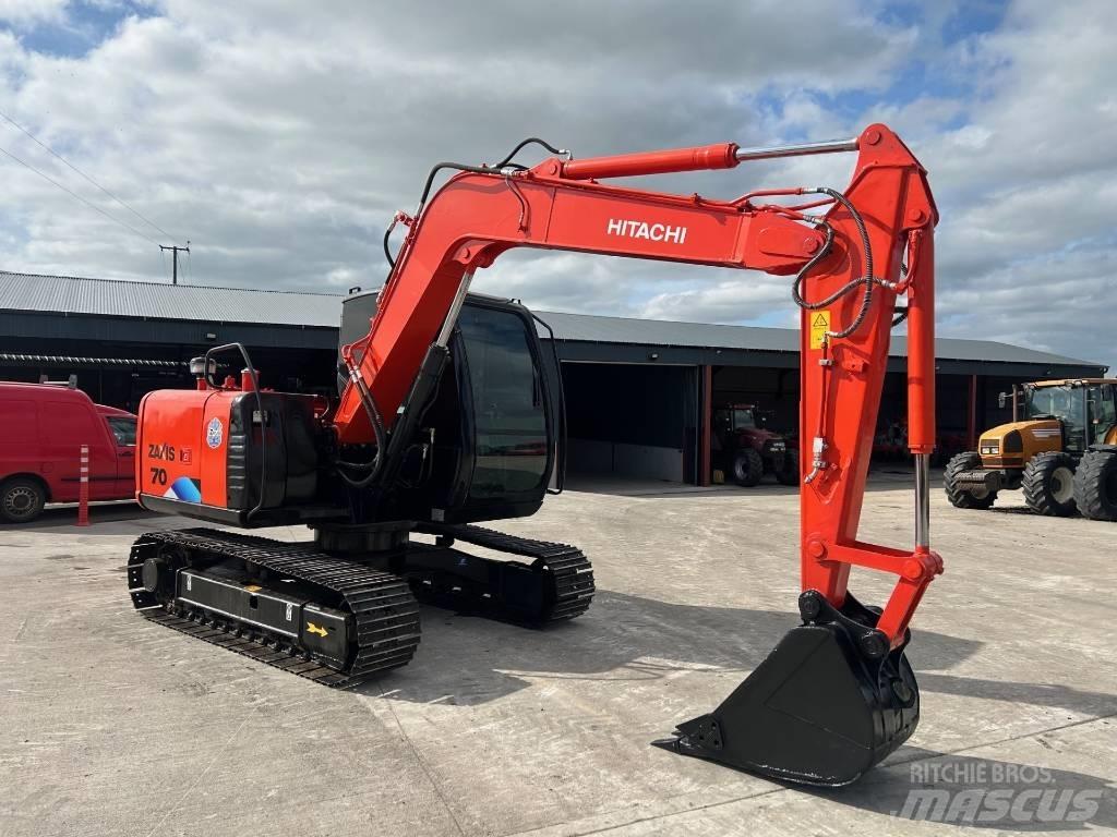 Hitachi Zaxis 70 Гусеничні екскаватори