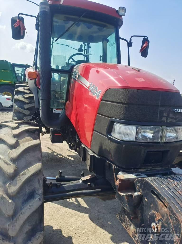 Case IH FARMALL 1404 Трактори