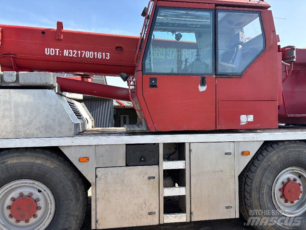 Liebherr LTM 1030 автокрани