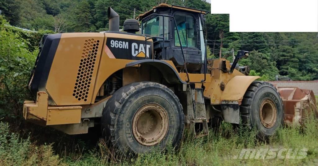 CAT 966 M Фронтальні навантажувачі
