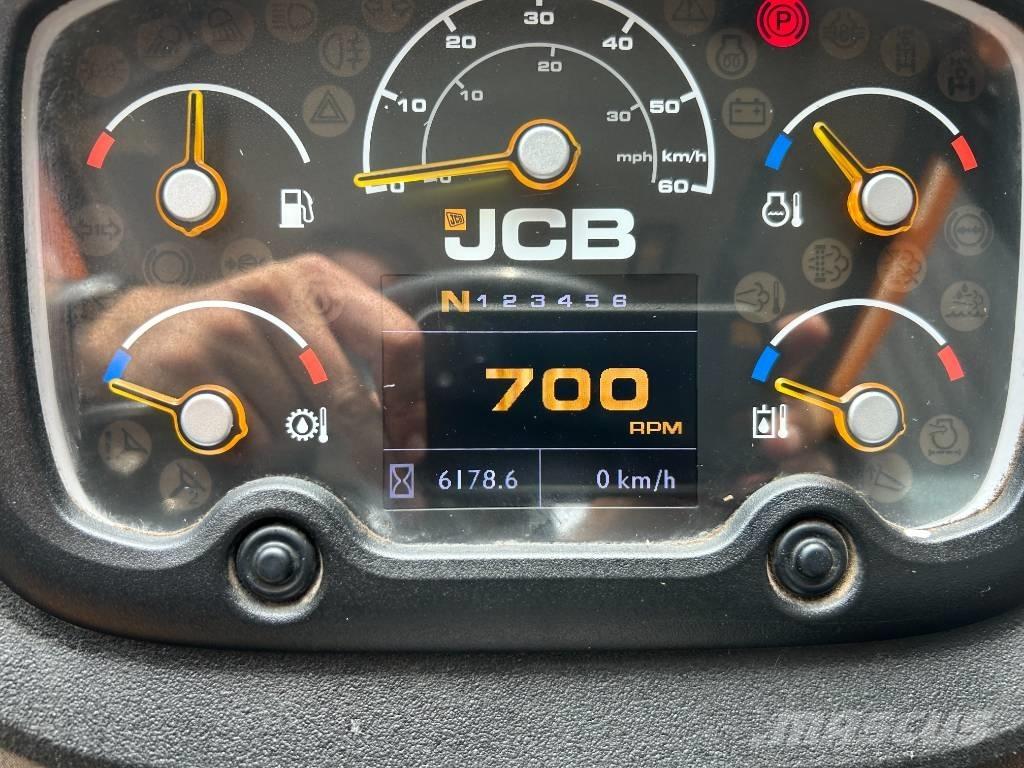 JCB 435S Фронтальні навантажувачі