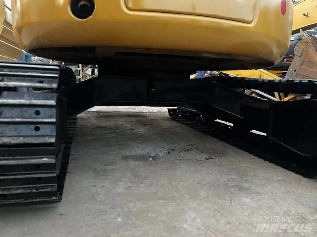 CAT 304 CR Міні-екскаватори < 7т