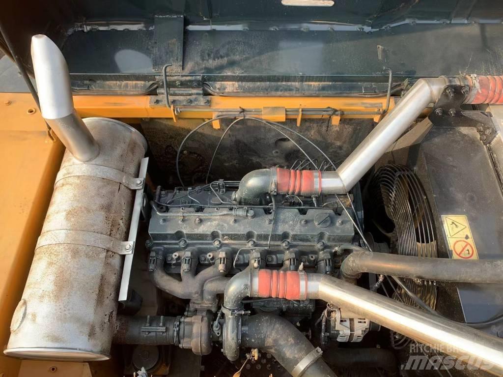 Hyundai 305LC-9T Гусеничні екскаватори