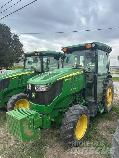 John Deere 5090 GN Трактори