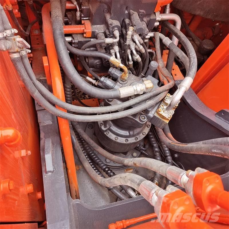 Doosan DX225LC-9C Гусеничні екскаватори