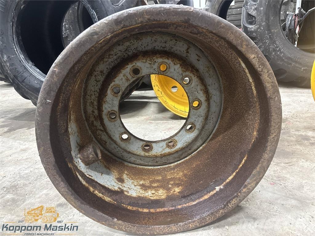 Valmet 860 24x26,5 Шини