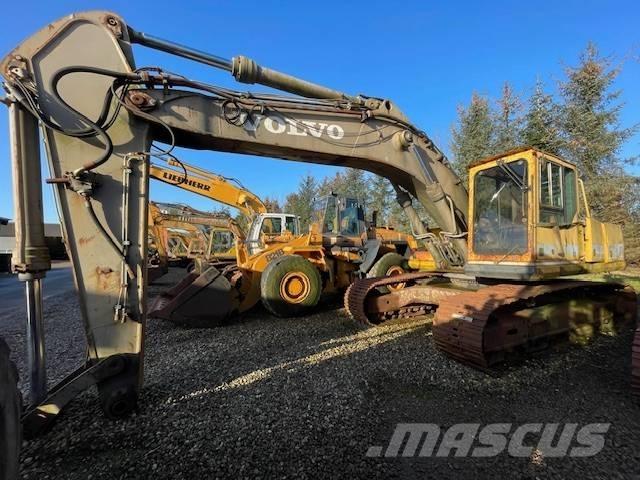 Volvo EC340 Гусеничні екскаватори