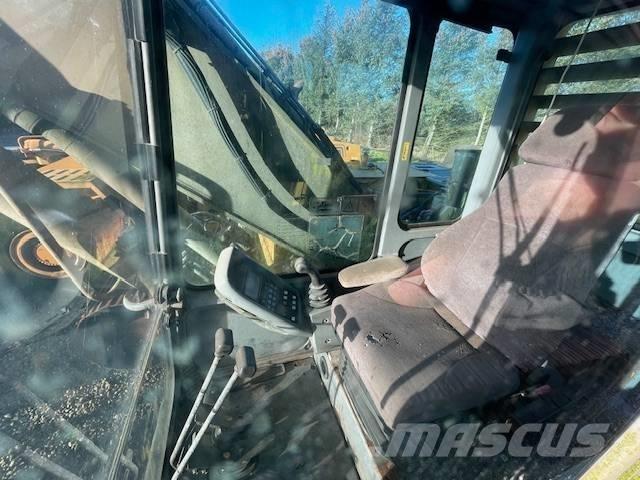 Volvo EC340 Гусеничні екскаватори