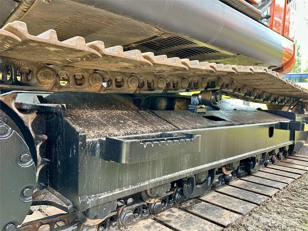 Hitachi ZX135US-7 Гусеничні екскаватори