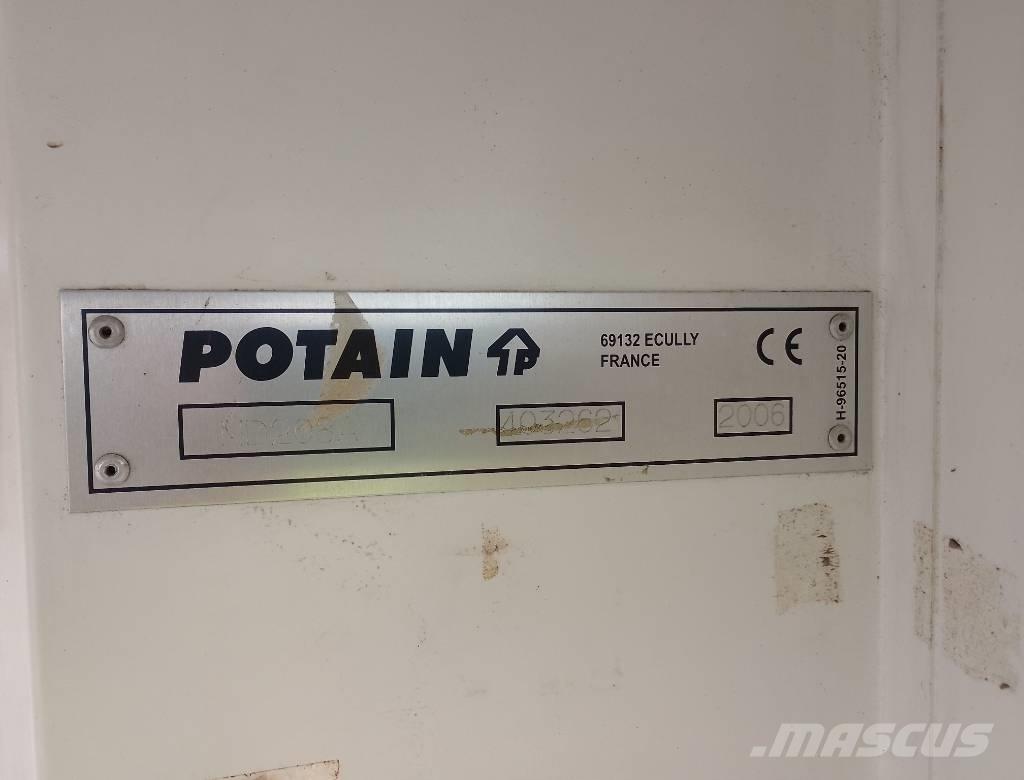 Potain MD208A Баштові крани