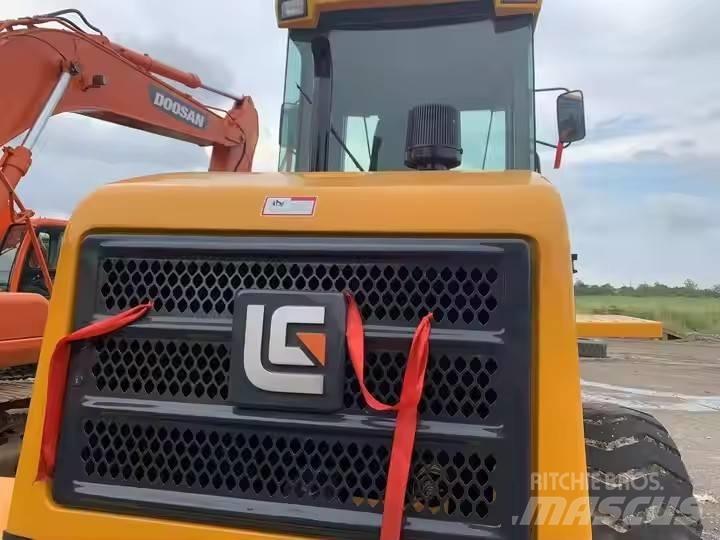 LiuGong 835 Фронтальні навантажувачі