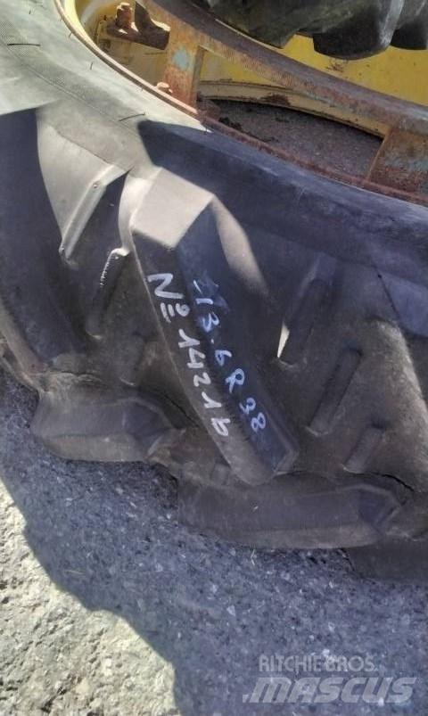 Kleber 13.6R38 Колеса