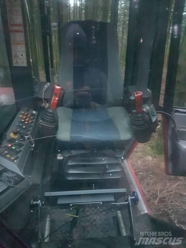 Valmet 921 921 Харвестери