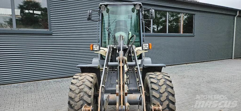 Terex TL80 Фронтальні навантажувачі