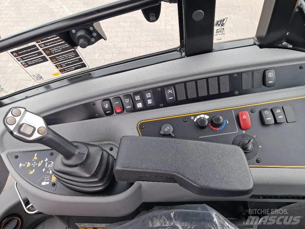 JCB 409 Фронтальні навантажувачі
